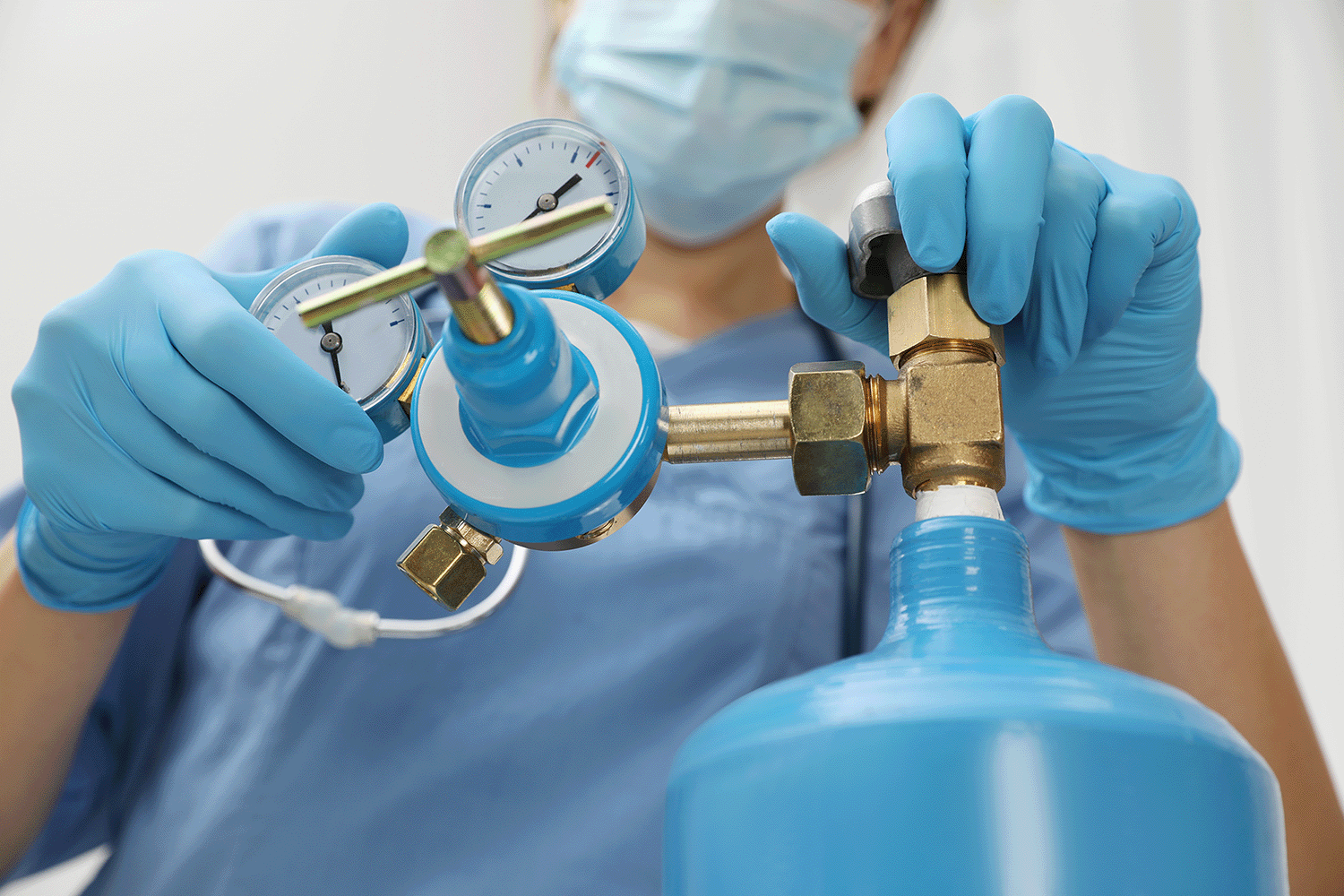 Medical_gases_authorised_person_shutterstock_1909628047small